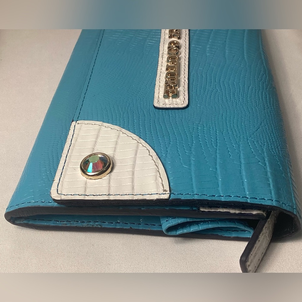 Juicy Couture Wallet Continental Flap clutch - Picture 4 of 15